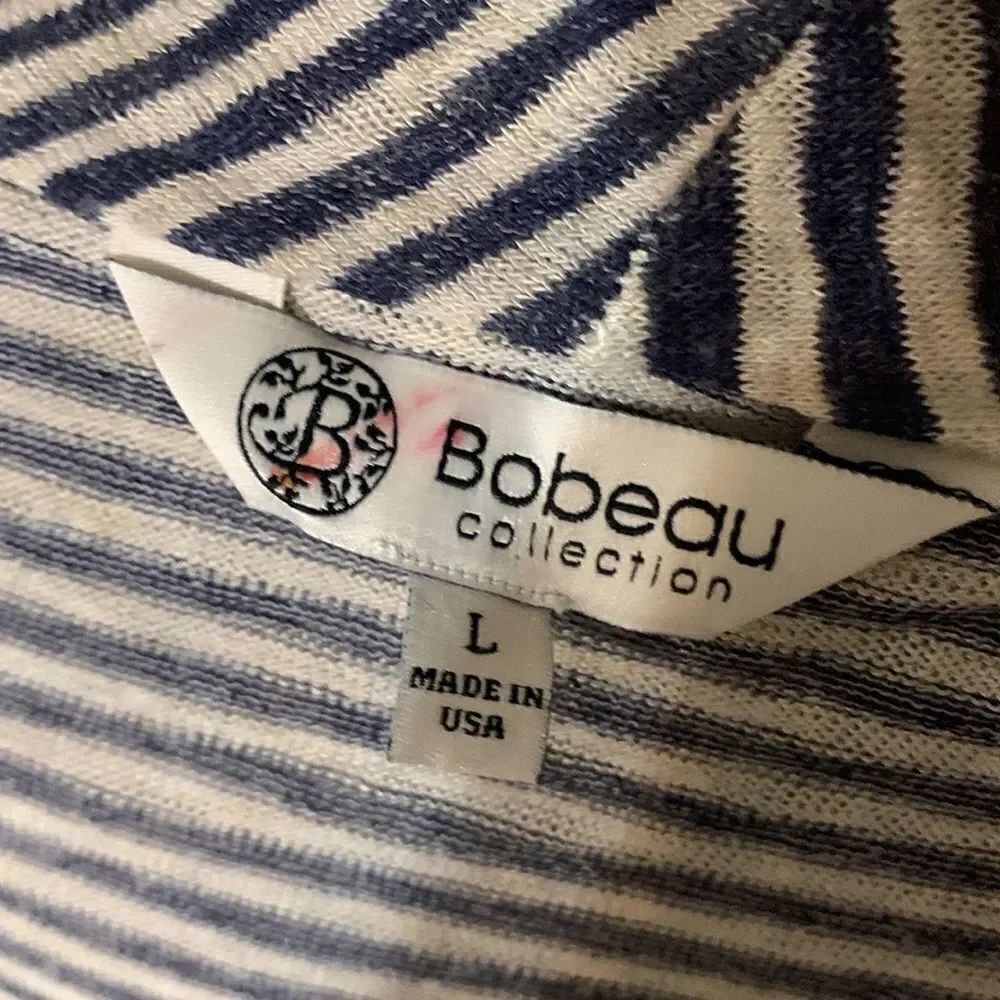 3for$20 Cardigan junior large - Picture 4 of 4